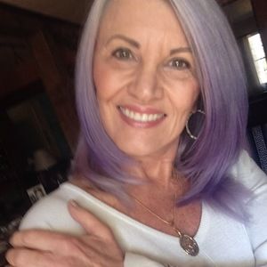 Meet your Posher, Connie